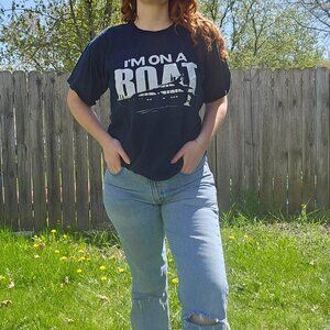 2009 I'm on a Boat The Lonely Island x T-Pain Yacht Rock Era Blokecore Tshirt